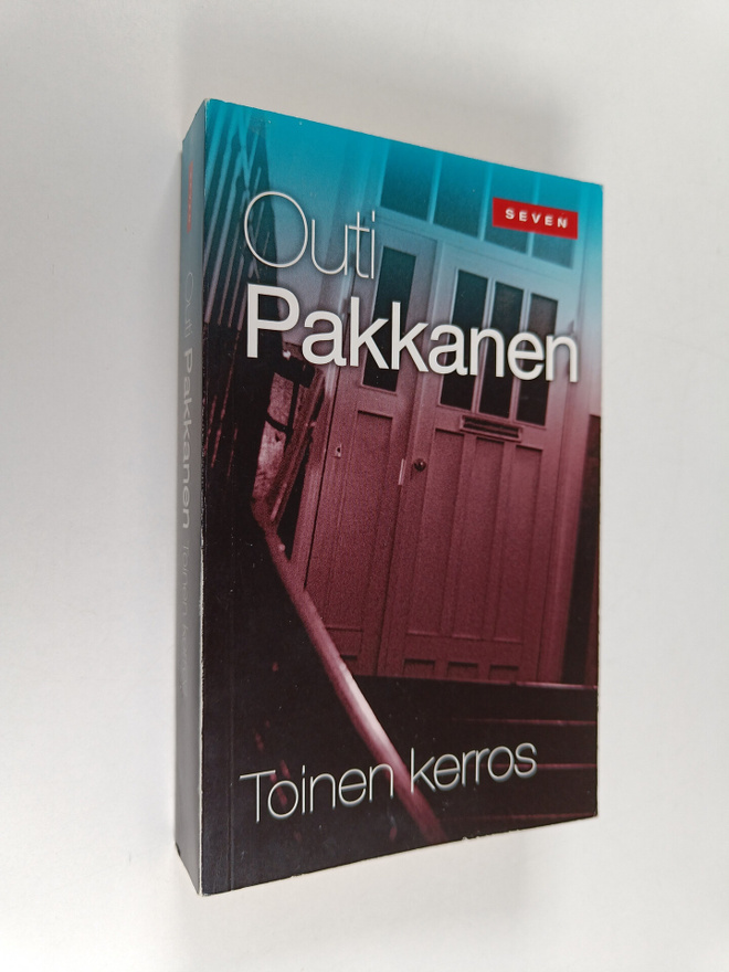 Outi Pakkanen : Toinen kerros