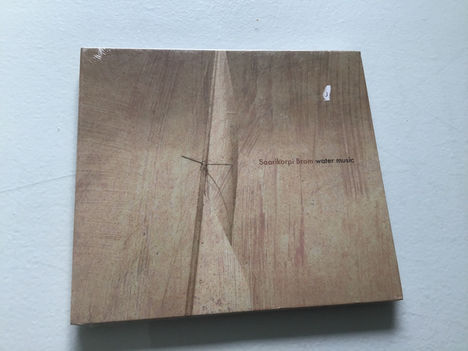 Saarikorpi Brom . Water music muoveissa CD