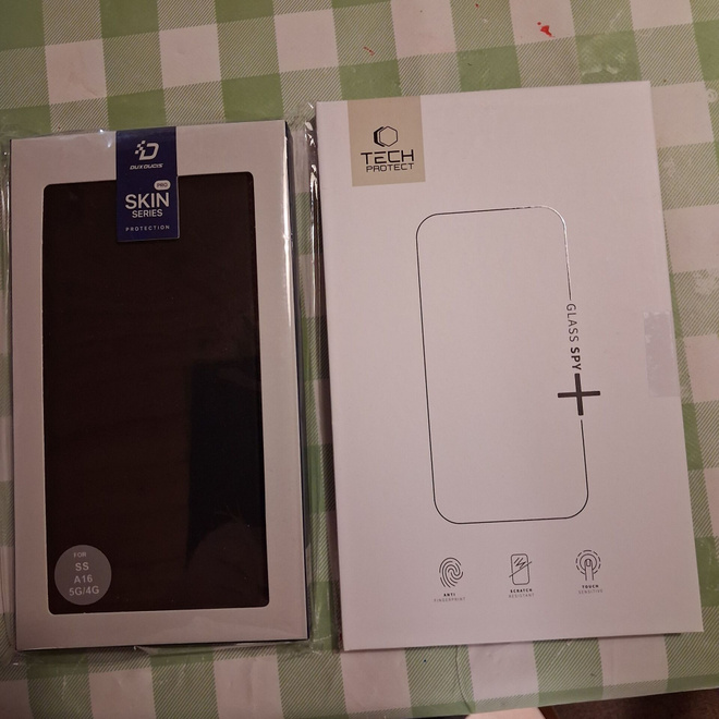 Samsung A16 uusi kotelo ja suojat.
