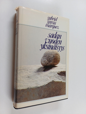 Gabriel Garcia Marquez : Sadan vuoden yksinäisyys