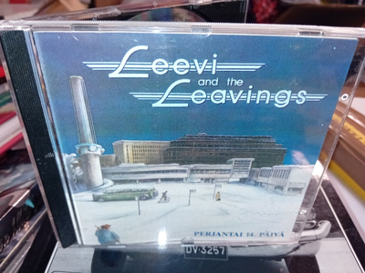 Cd The Leevi and the Leavings  : Perjantai 14. päivä ( SIS P