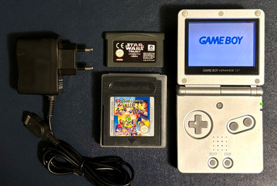 GBA SP, laturi, pelejä