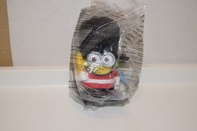 mcdonalds happy meal lelu minions