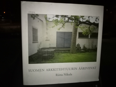 Riitta Nikula :  Suomen arkkitehtuurin ääriviivat ( SIS POST