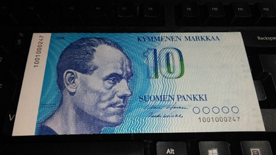 10 markkaa 1986 sn247 pieni NO UNC pakkasileä