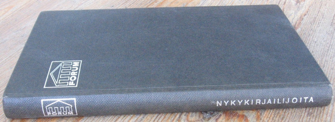 Åke Runnquist: Nykykirjailijoita, Tammi 1964. 229 s.