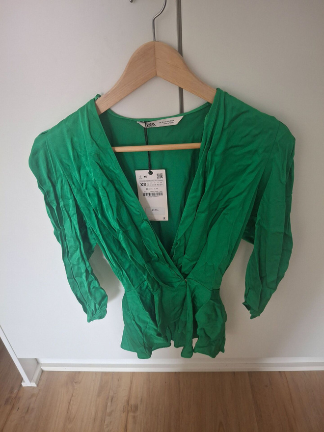 Zara juhlava pusero, käyttämätön