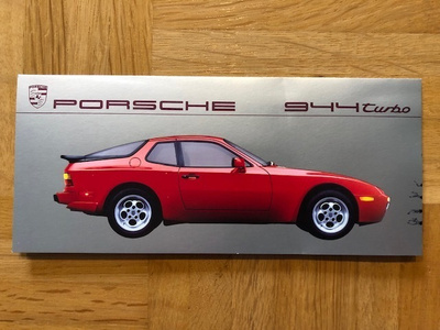 Esite Porsche 944 Turbo, vuodelta 1987