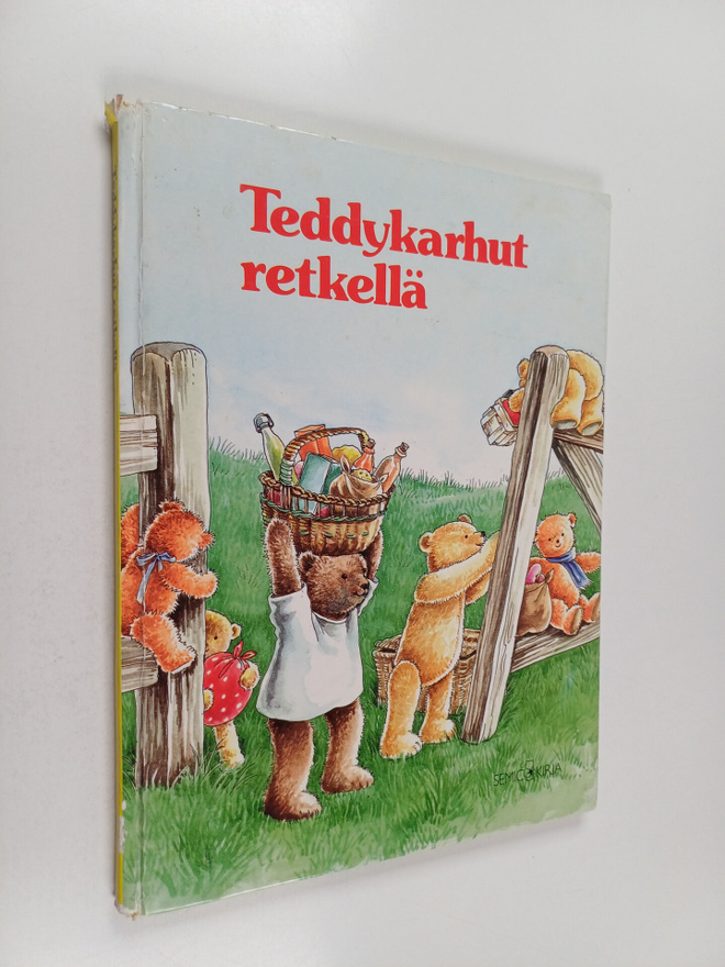 Prue Theobalds : Teddykarhut retkellä