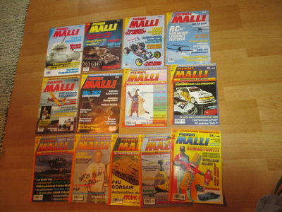 Pienoismalli-lehtiä, 1,00€ kpl