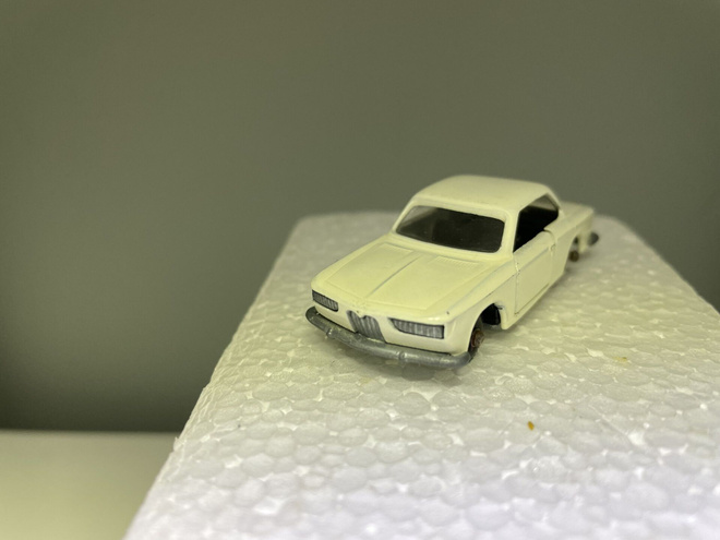 Best-Box BMW 2000 CS leluauto 60-luvulta