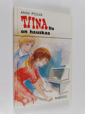 Anni Polva : Tiinalla on hauskaa