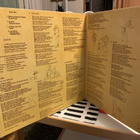 GENESIS: A Trick of the Tail. * FRA 1976 - pikkukuva 2