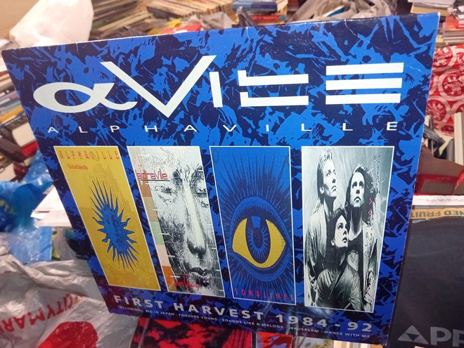LP Alphaville : First Harvest 1984-92 ( SIS POSTIKULU  )