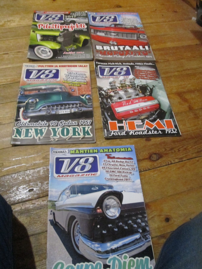 V8 Magazine 2017   5 kpl