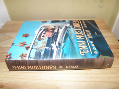 Enni Mustonen Näkijä (sidottu)