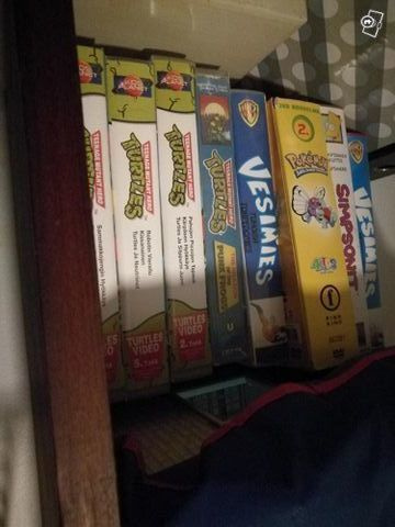 VHS lasten leffat 1 kpl, 2 osat VESIMIES 2 kpl