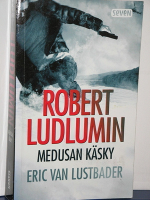 Robert Ludlum : MEDUSAN KÄSKY
