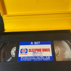 Sleeping Dogs (Roger Donaldson, 1977) VHS - pikkukuva 3