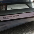 Kun Taivas Repeää ja Taivas Sinivalkoinen VHS-filmit - pikkukuva 3