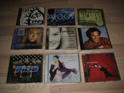 30 kpl Ulkomainen Pop Erä 9 (CD)