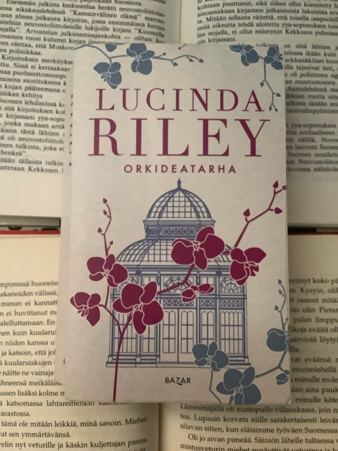 Lucinda Riley - Orkideatarha (pokkari)
