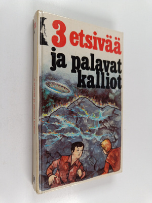 M. V. Carey : 3 etsivää ja palavat kalliot