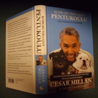 C. Millan: KOIRAKUISKAAJAN PENTUKOULU (2011) Sis.postikulu - pikkukuva 1