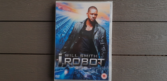 DVD: I Robot (Will Smith 2004) UUSI