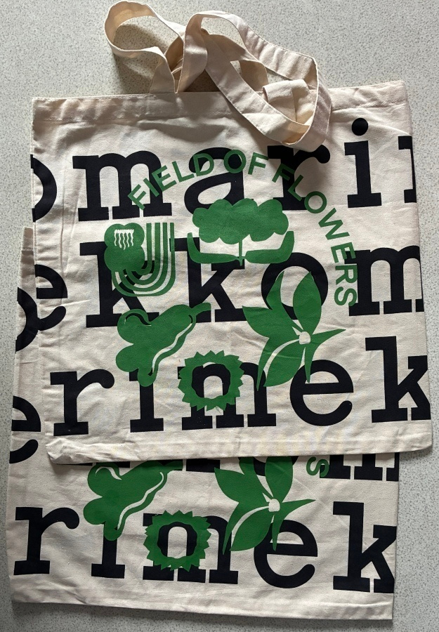 Marimekko Logo-kassi Field of Flowers
