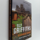 Elly Griffiths : Käärmeen kirous - pikkukuva 1