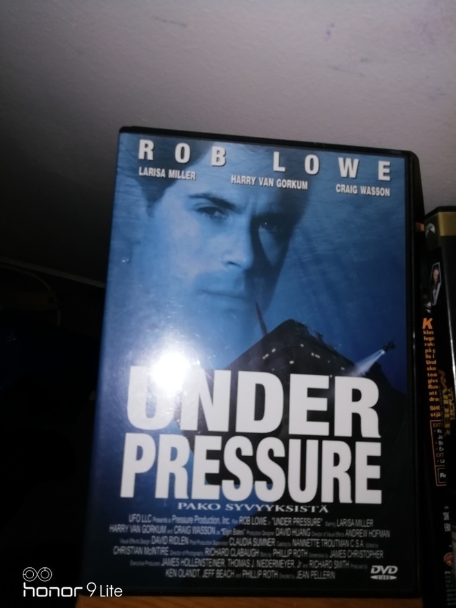 Under pressure pako syvyyksistä