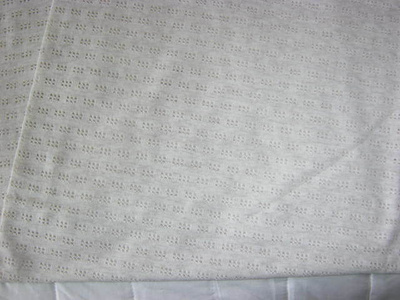 Neulos 140 x 140 cm.