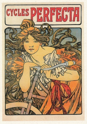 Alfons Mucha: Pyöräilevä nainen (postikortti)