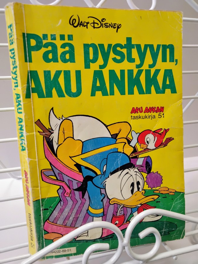 Aku Ankan taskukirja 51 Pää pystyyn, Aku Ankka