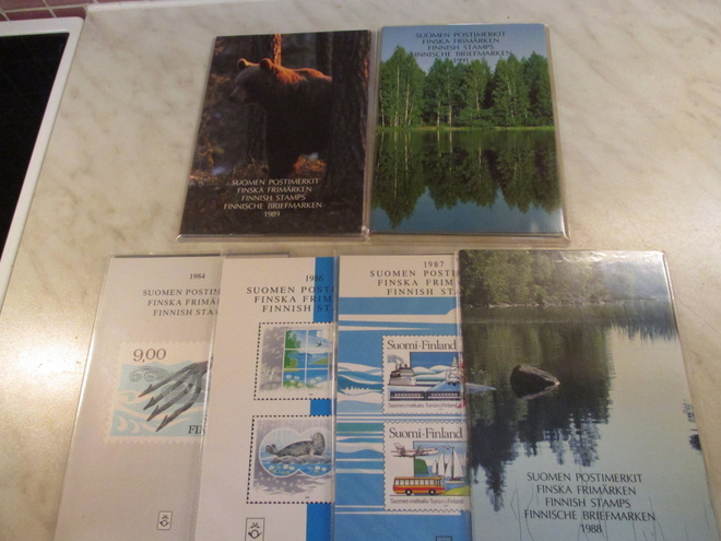 Suomen postimerkit Vuosikirjat 1984-1991.