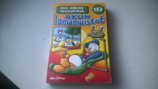 Aku Ankan taskukirja 153 Akun lomamuistot