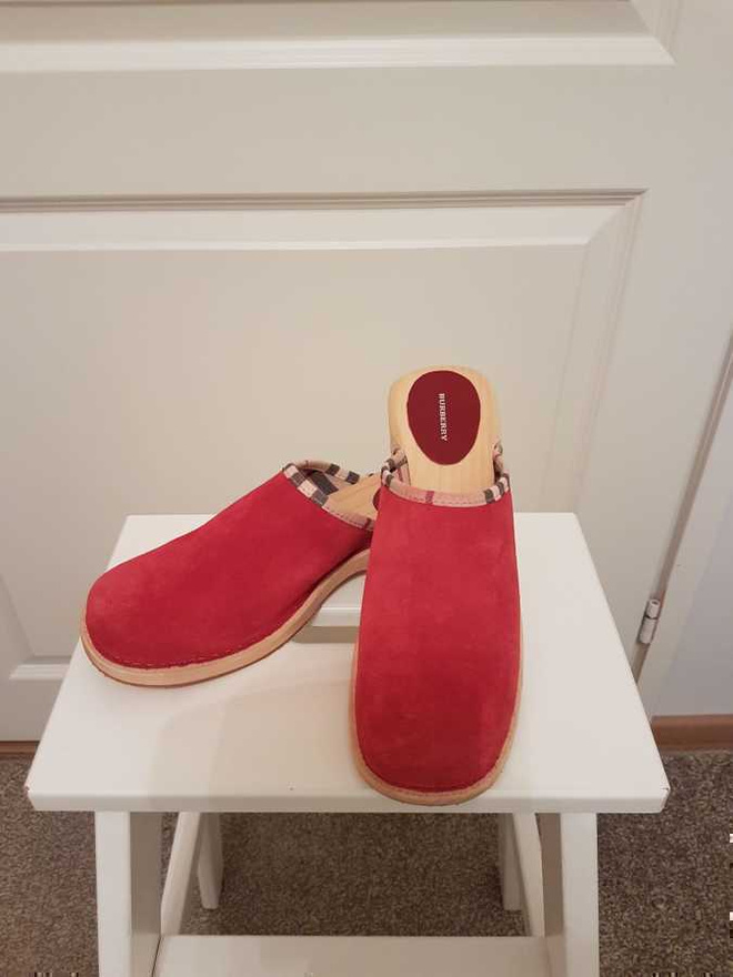 Upea ja aito Burberry puukengät - koko 40.