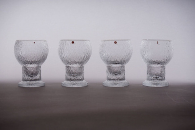1010. 4kpl Iittala 'Kekkerit' punaviinilasi. Timo Sarpaneva.