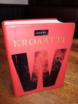 Taskusanakirja :  Suomi -  Kroaatti -  Suomi  ( SIS POSTIK)