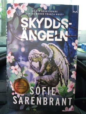SARENBRANDT : SKYDDSÄNGELN (2021) SIS POSTIKULU