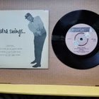 Frank Sinatra: Sinatra Swings EP (1961) - VG - Reprise 7001 - pikkukuva 2
