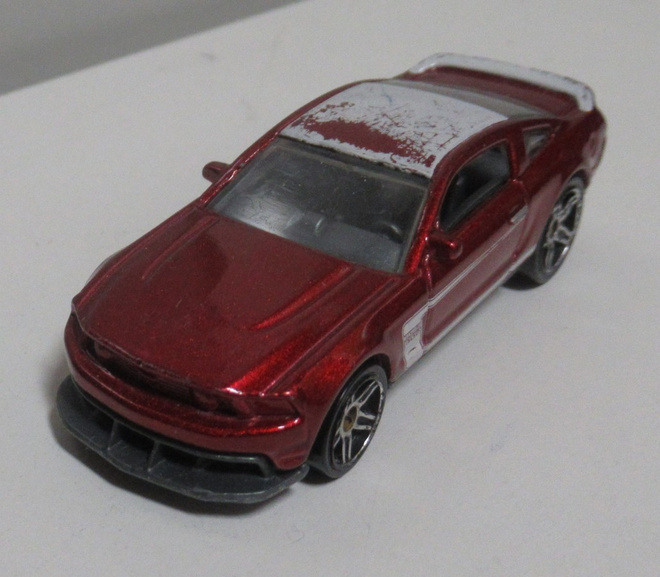 Ford Mustang 2011 Mattei pienoismalli