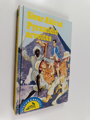 Sivar Ahlrud : Pyramidin arvoitus