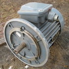 Sähkömoottori Asynchronmotor USSR 0,75 kW 1370 r/m - pikkukuva 1