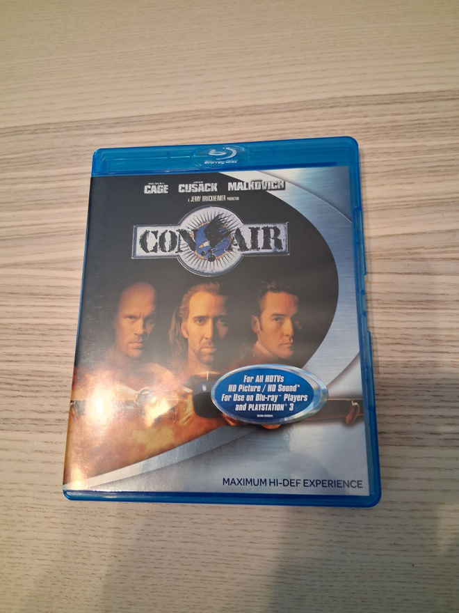CON AIR SUOMI BLU-RAY