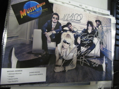 MICHAEL MONROE PROMOKUVA NELJÄLLÄ NIMMARILLA