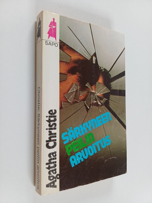 Agatha Christie : Särkyneen peilin arvoitus ja 3 muuta Po...