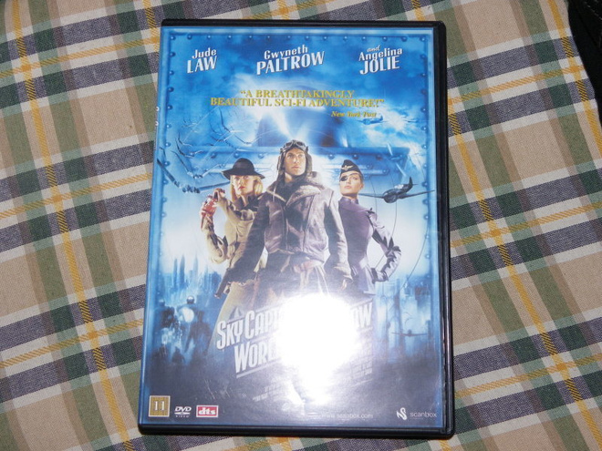 Sky Captain and the World of Tomorrow DVD