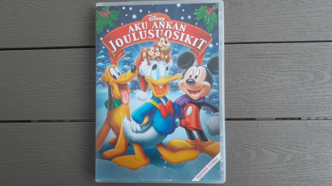 DVD: Aku Ankan Joulusuosikit (Disney 2012)